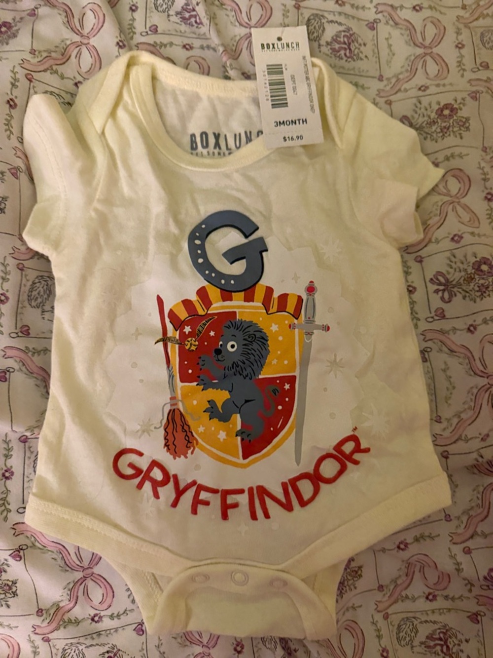 BoxLunch Baby Gryffindor Cream One-Piece Bodysuit